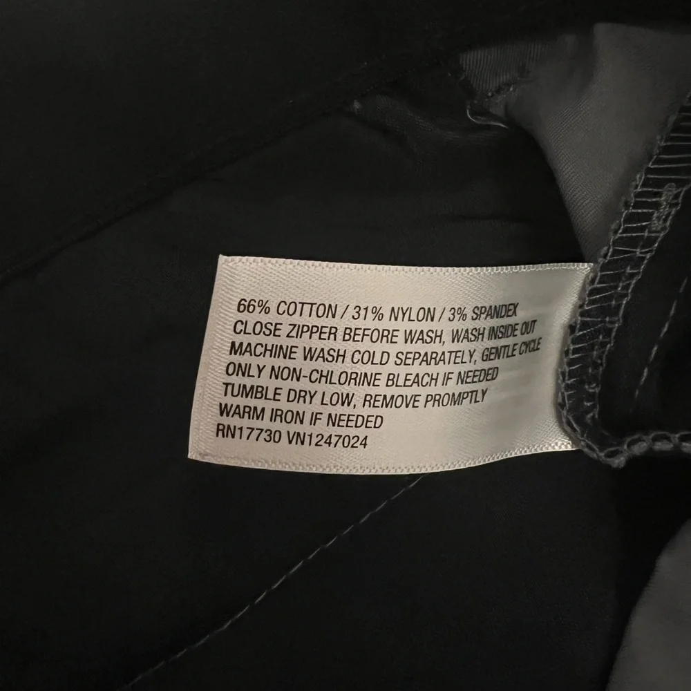 Goodfellow Men's Gray Slim Tech Chino Pants - Picture 6 of 6